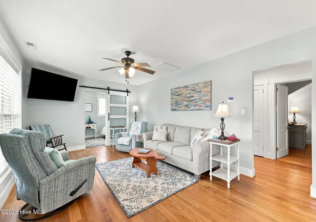 Photo 3 of Single family home for sale at 1509 Shepard St, Morehead City, NC 28557 | MLS# 100599857 | Listing updated on 2026-09-04