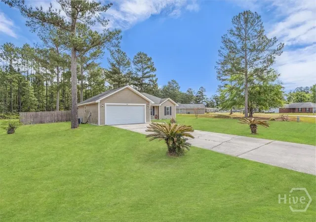 Homes for sale in Ludowici, GA | 170 Cutters Gap Se, Ludowici, GA 31316 | MLS# SA353561