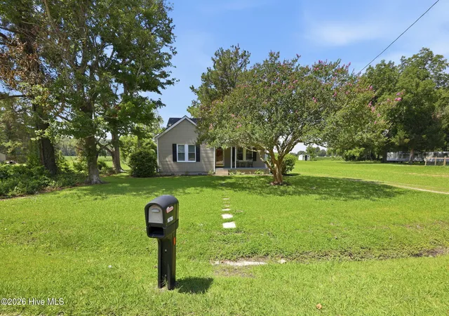 Photo 3 of Single family home for sale at 16786 Nc Hwy 55, Bayboro, NC 28515 | MLS# 100593841 | Listing updated on 2026-08-28