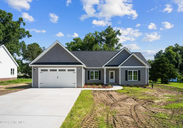 Photo 2 of Single family home for sale at 507 N Hillandale Dr, Fremont, NC 27830 | MLS# 100567583 | Listing updated on 2026-08-18