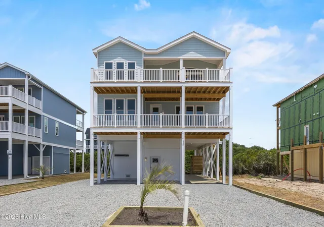Photo 3 of Single family home for sale at 24 Porpoise Pl, N Topsail Beach, NC 28460 | MLS# 100587023 | Listing updated on 2026-08-27