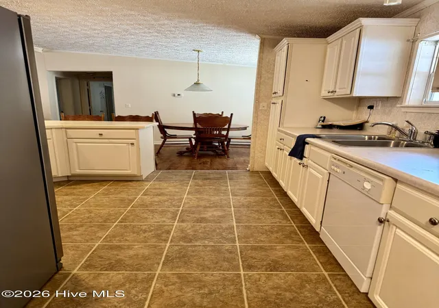 Photo 4 of Manufactured home for sale at 617 7th Street SE, Bolivia, NC 28422 | MLS# 100593357 | Listing updated on 2026-08-03