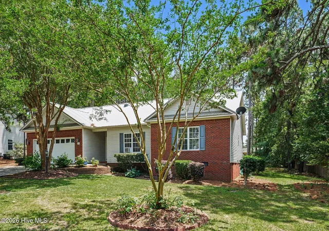 Photo 3 of Single family home for sale at 107 Michael Ln, Aberdeen, NC 28315 | MLS# 100583712 | Listing updated on 2026-09-01