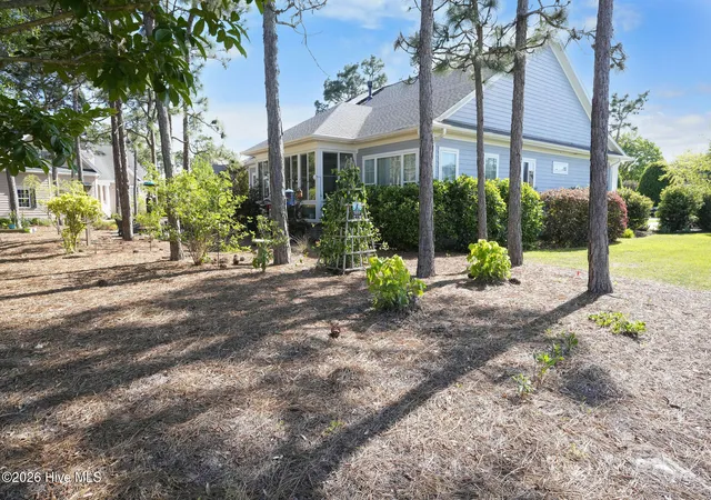 Photo 4 of Single family home for sale at 2690 Morningdale Dr, Southport, NC 28461 | MLS# 100574513 | Listing updated on 2026-07-28