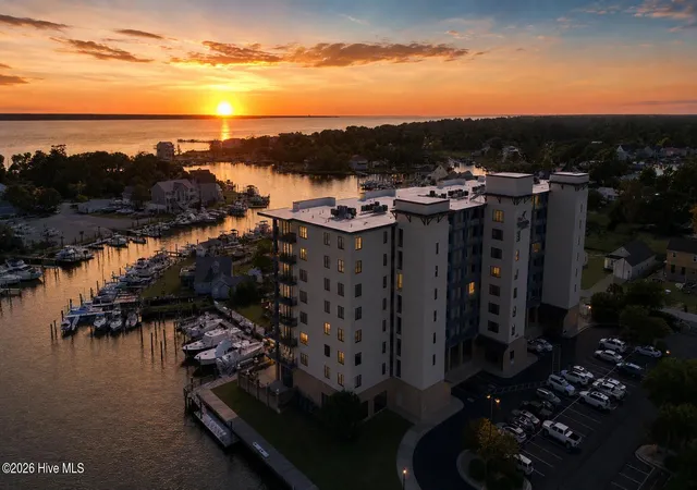 2nd image of 4425 Arendell St #304 & Bs 16, Morehead City, NC 28557 | MLS# 100580153