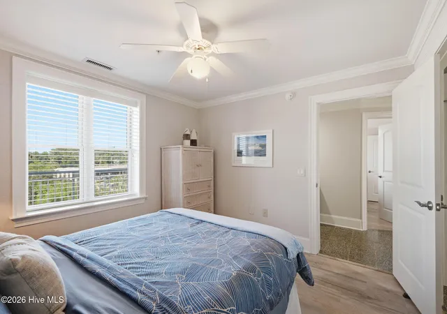 4th image of 4425 Arendell St #304 & Bs 16, Morehead City, NC 28557 | MLS# 100580153