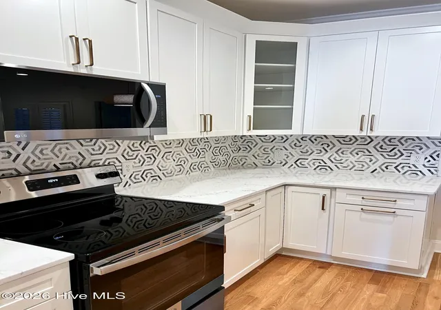5th image of 1600 Sturdivant Dr #Apt 51, Wilmington, NC 28403 | MLS# 100563612