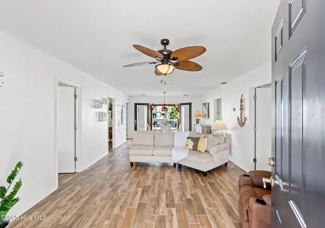 Photo 3 of Single family home for sale at 322 58th Ave N, North Myrtle Beach, SC 29582 | MLS# 100534315 | Listing updated on 2026-09-03