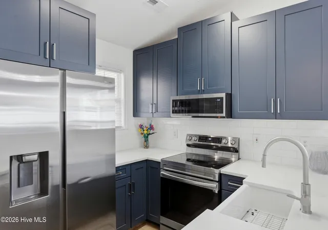 3rd image of 409 Saint Rosea Rd, Wilmington, NC 28405 | MLS# 100563003