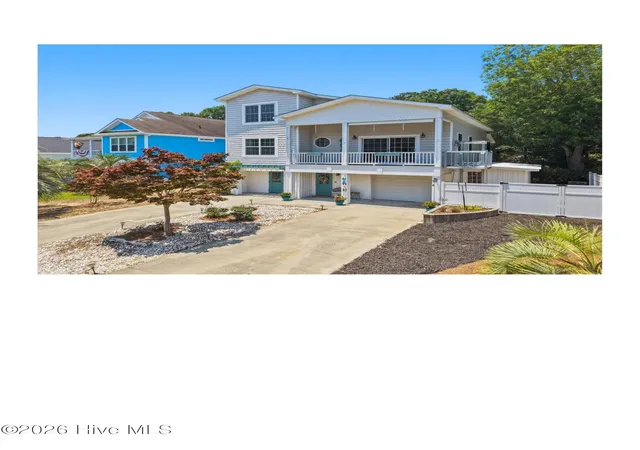 Homes for sale in Oak Island, NC | 105 Se 17th St, Oak Island, NC 28465 | MLS# 100546689
