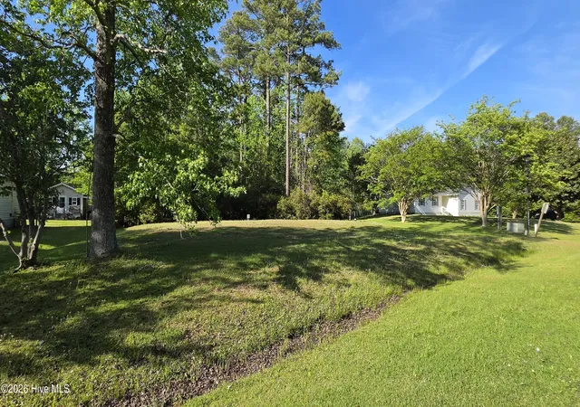 Photo 2 of Land for sale at 142 N Harbor Dr, Beaufort, NC 28516 | MLS# 100571065 | Listing updated on 2026-05-14