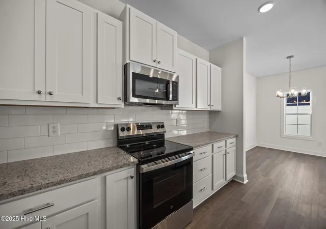 5th image of 2001 Newbury Way #D, Greenville, NC 27834 | MLS# 100529049