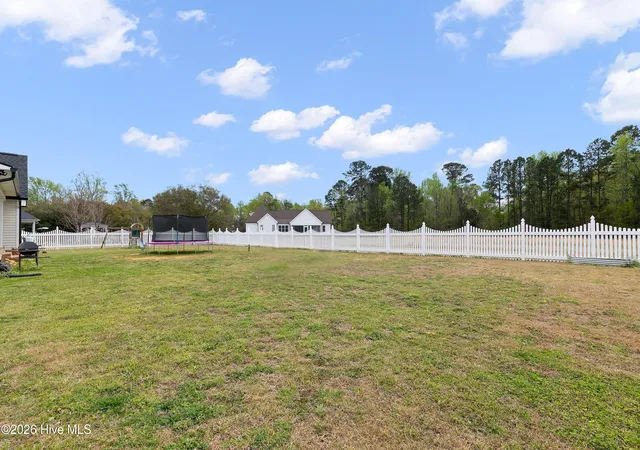 Photo 3 of Single family home for sale at 724 Iris Bryant Rd, Dunn, NC 28334 | MLS# 100587788 | Listing updated on 2026-07-10
