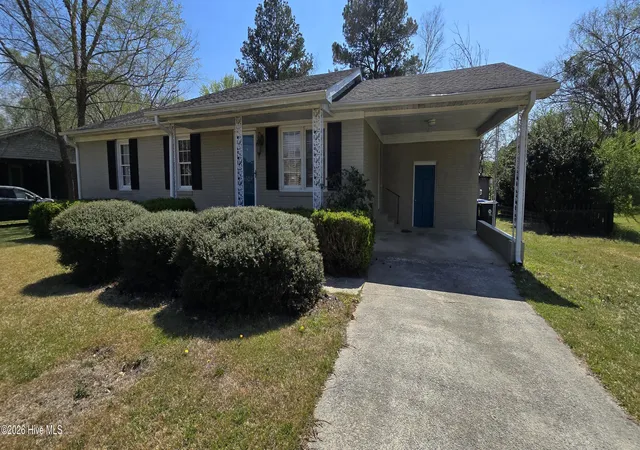 Homes for sale in Grifton, NC | 6529 Dogwood Ln, Grifton, NC 28530 | MLS# 100563223