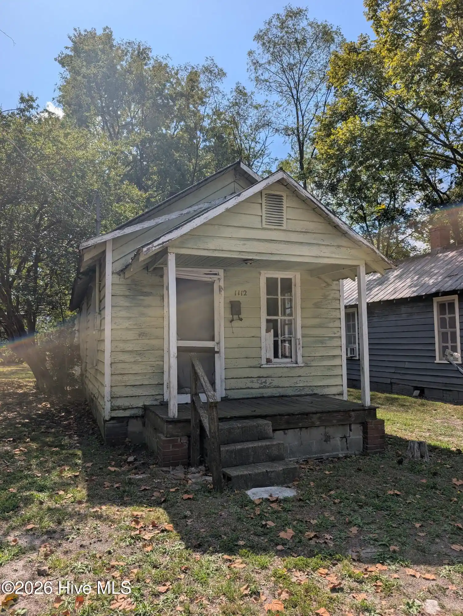 Photo 1 of Single family home for sale at 1112 Queen St E, Wilson, NC 27893 | MLS# 100606321 | Listing updated on 2026-10-01