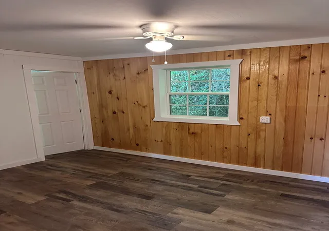 Photo 4 of Single family home for sale at 81 Hill St, Murphy, NC 28906 | MLS# 98544603 | Listing updated on 2026-07-30