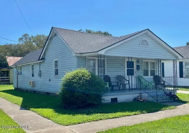 1st image of 516 N Oakum St, Edenton, NC 27932 | MLS# 100586150