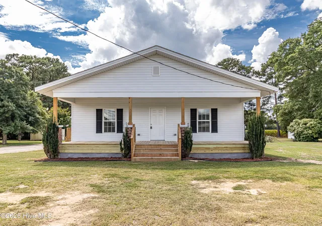 Photo 3 of Single family home for sale at 119 N Church St, Fremont, NC 27830 | MLS# 100600232 | Listing updated on 2026-09-19