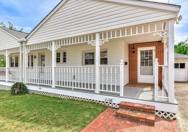 Photo 4 of Single family home for sale at 2168 Telfair St, Augusta, GA 30904 | MLS# 98257018 | Listing updated on 2026-10-02