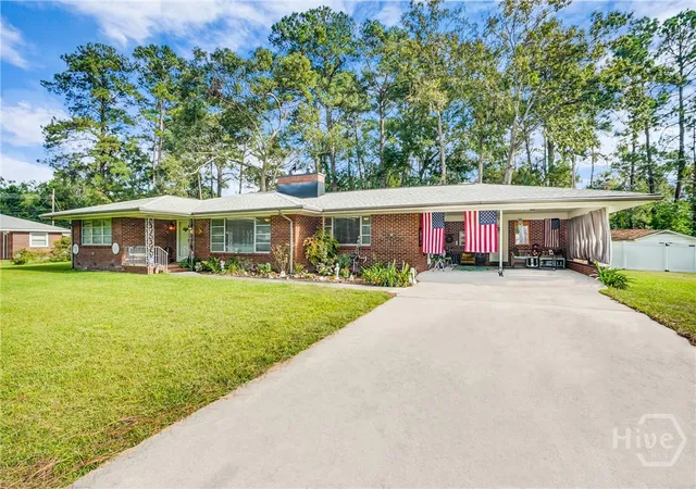 Homes for sale in Savannah, GA | 97 Azalea Ave, Savannah, GA 31408 | MLS# SA343936