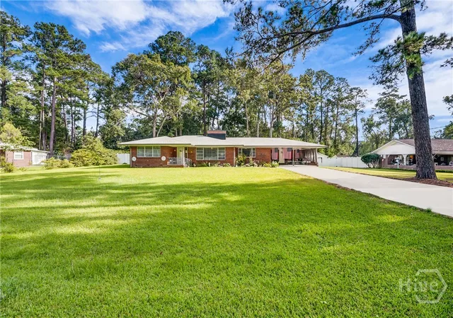 Homes for sale in Savannah, GA | 97 Azalea Ave, Savannah, GA 31408 | MLS# SA343936