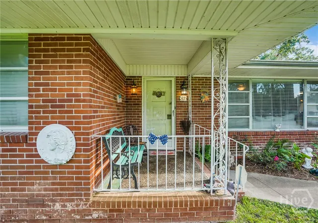 Homes for sale in Savannah, GA | 97 Azalea Ave, Savannah, GA 31408 | MLS# SA343936