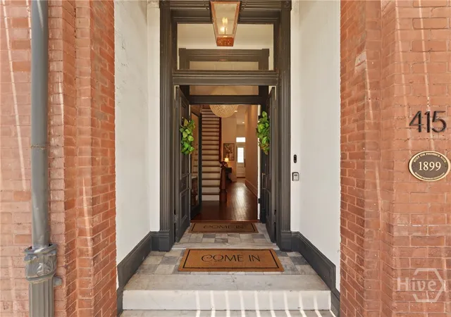Homes for sale in Savannah, GA | 415 Whitaker St, Savannah, GA 31401 | MLS# SA334790