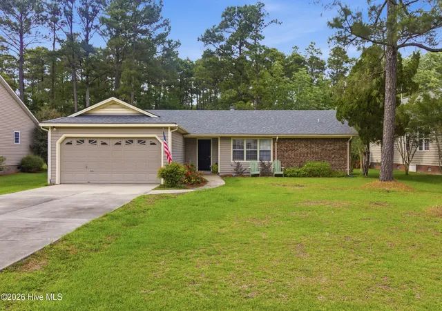 Homes for sale in New Bern, NC | 1820 Caracara Dr, New Bern, NC 28560 | MLS# 100581171