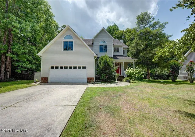 Homes for sale in New Bern, NC | 306 Taliaferro Ln, New Bern, NC 28560 | MLS# 100587713