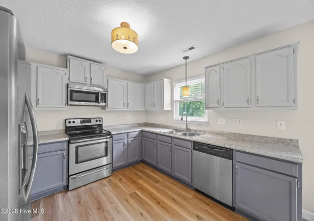 Photo 3 of Single family home for sale at 102 Natalie Ln, Hubert, NC 28539 | MLS# 100578957 | Listing updated on 2026-08-25