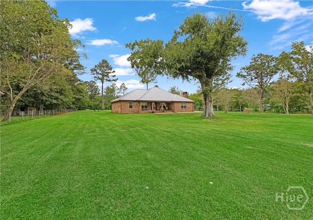 Photo 1 of Single family home for sale at 5298 E Glynn Ave, Brunswick, GA 31523 | MLS# SA362696 | Listing updated on 2026-09-23