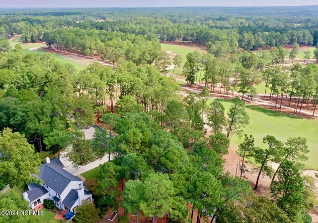 Photo 4 of Single family home for sale at 55 Palmetto Rd, Pinehurst, NC 28374 | MLS# 100571799 | Listing updated on 2026-06-14