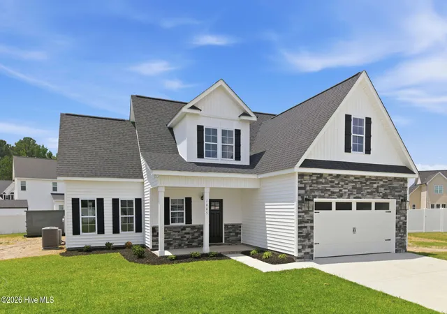 Homes for sale in Greenville, NC | 1005 Finn Ct, Greenville, NC 27834 | MLS# 100572094