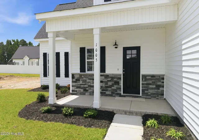 Homes for sale in Greenville, NC | 1005 Finn Ct, Greenville, NC 27834 | MLS# 100572094