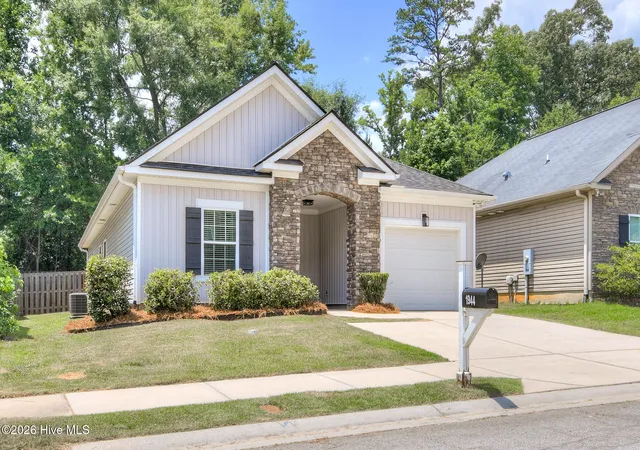 Homes for sale in Grovetown, GA | 1944 Kenlock Dr, Grovetown, GA 30813 | MLS# 100587957