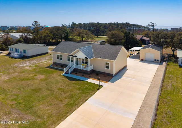 3rd image of 204 Nelson St, Harkers Island, NC 28531 | MLS# 100563043