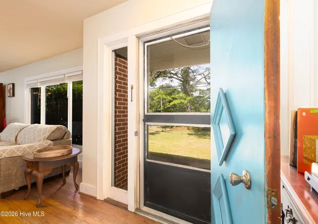 3rd image of 603 W Queen St, Edenton, NC 27932 | MLS# 100575550