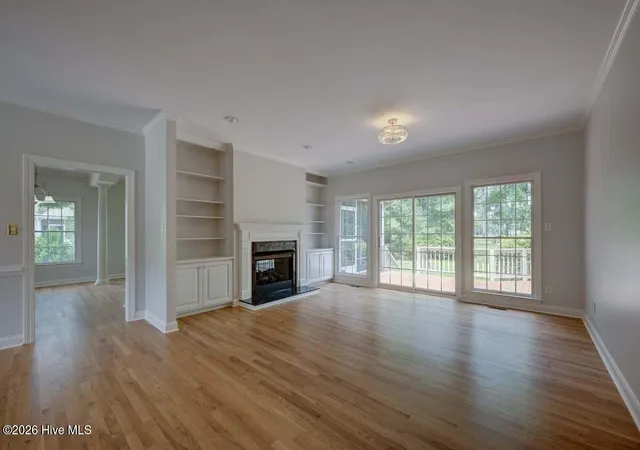 Photo 3 of Single family home for sale at 606 Taberna Cir, New Bern, NC 28562 | MLS# 100572392 | Listing updated on 2026-09-30