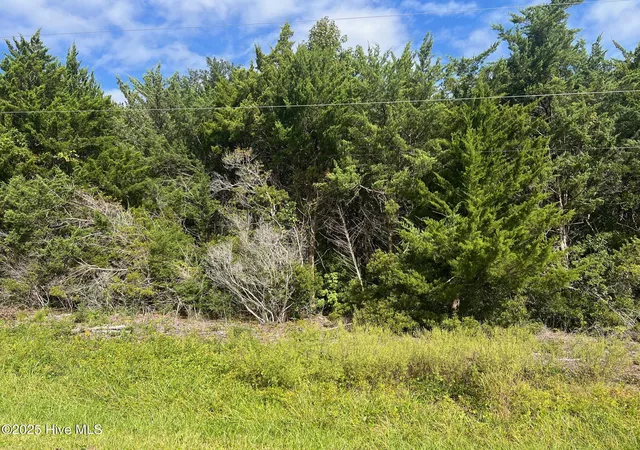 Photo 3 of Land for sale at 157 Sunrise Dr, Beaufort, NC 28516 | MLS# 100538718 | Listing updated on 2026-05-08