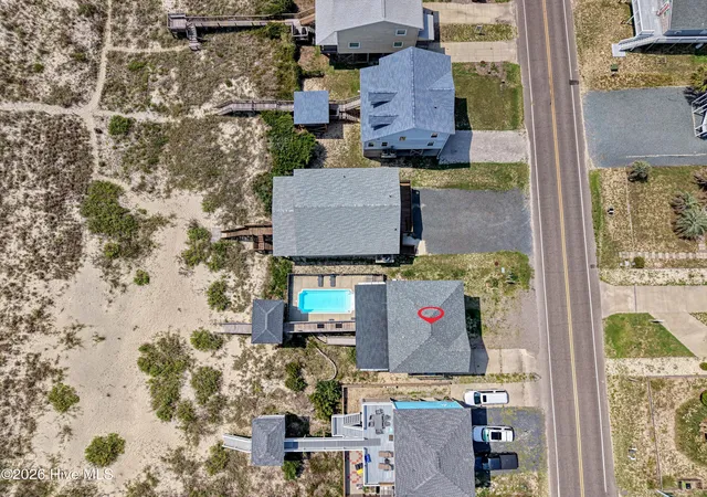 Photo 4 of Single family home for sale at 2227 E Beach Dr, Oak Island, NC 28465 | MLS# 100598605 | Listing updated on 2026-08-31