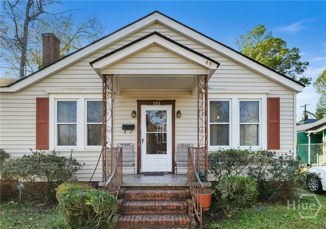 Homes for sale in Savannah, GA | 723 E 39Th St, Savannah, GA 31401 | MLS# SA345891
