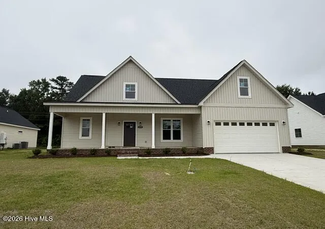 Homes for sale in Farmville, NC | 3295 School View Dr, Farmville, NC 27828 | MLS# 100577448