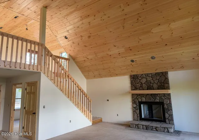 Photo 5 of Single family home for sale at 821 Point Overlook Trl, Murphy, NC 28906 | MLS# 98524445 | Listing updated on 2026-06-11