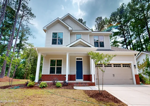 Homes for sale in West End, NC | 125 Juniper Lake Rd, West End, NC 27376 | MLS# 100554511