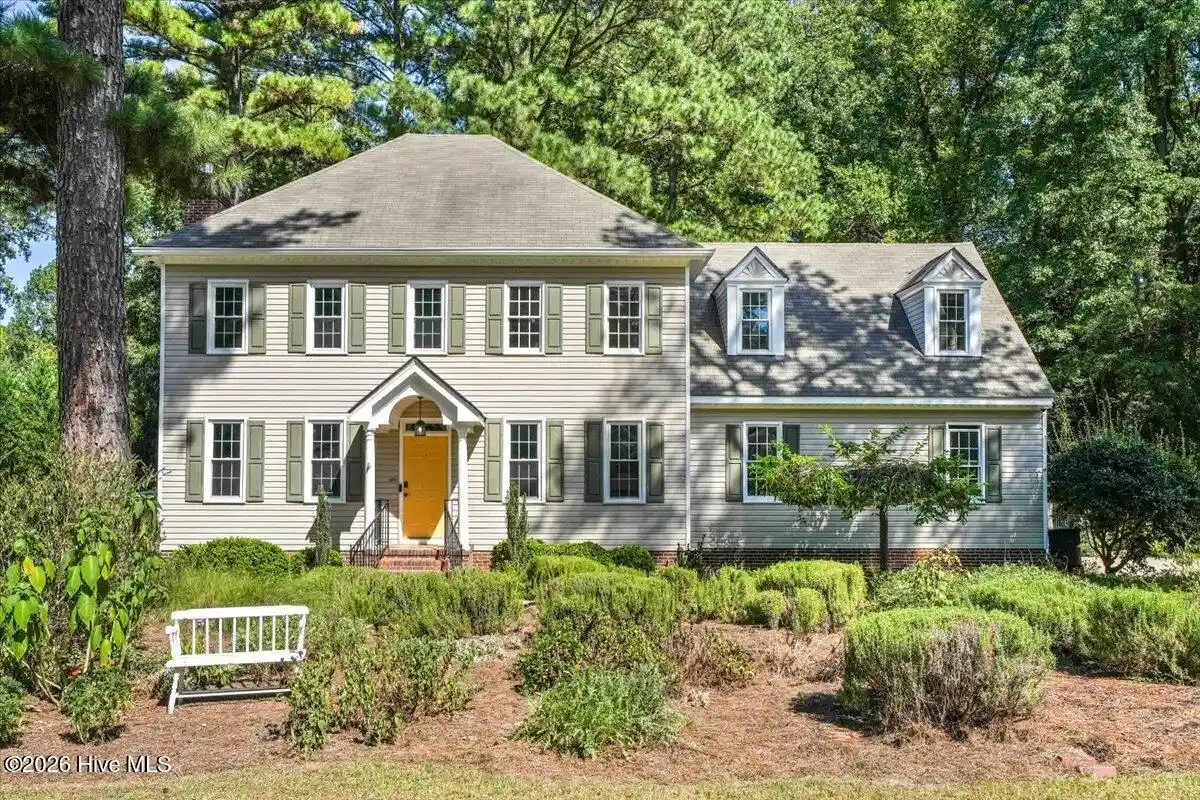 Photo 1 of Single family home for sale at 5002 Greenbrier Ln N, Wilson, NC 27896 | MLS# 100604238 | Listing updated on 2026-10-21