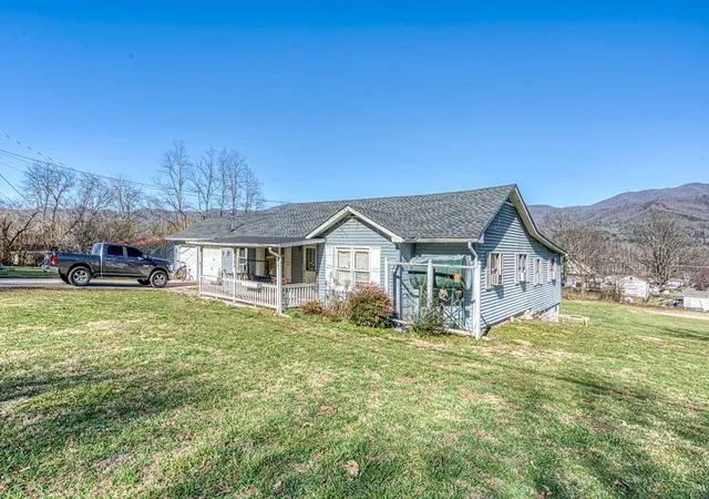 2nd image of 385 Aquone, Andrews, NC 28901 | MLS# 98523313