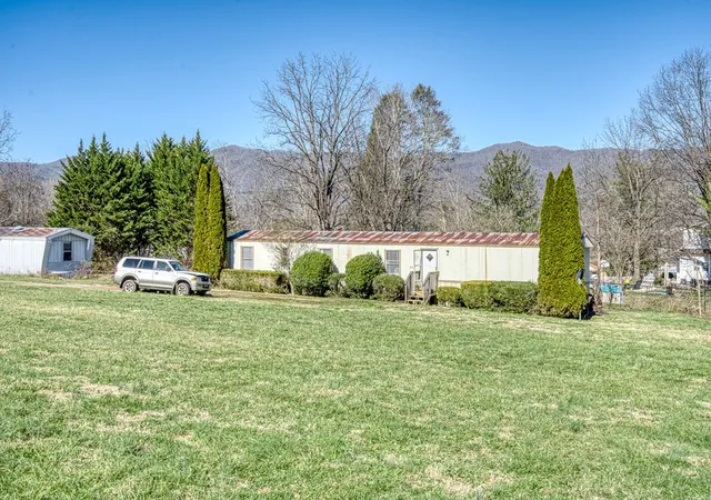 4th image of 385 Aquone, Andrews, NC 28901 | MLS# 98523313