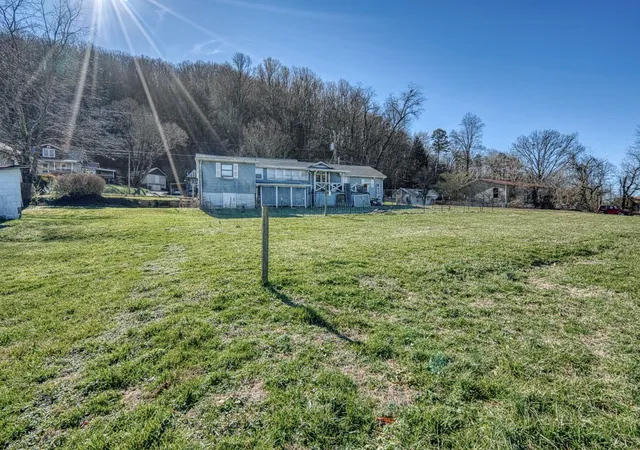5th image of 385 Aquone, Andrews, NC 28901 | MLS# 98523313