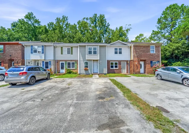 Photo 4 of Single family home for sale at 82 Balsam Rd, Jacksonville, NC 28546 | MLS# 100596529 | Listing updated on 2026-10-04