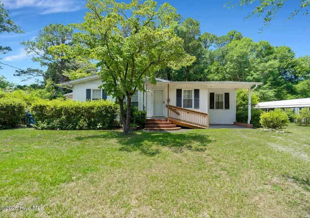 Homes for sale in Wilmington, NC | 614 Jennings Dr, Wilmington, NC 28403 | MLS# 100587830